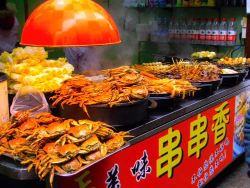 Street-food-per-le-vie-di-Qibao-Shanghai